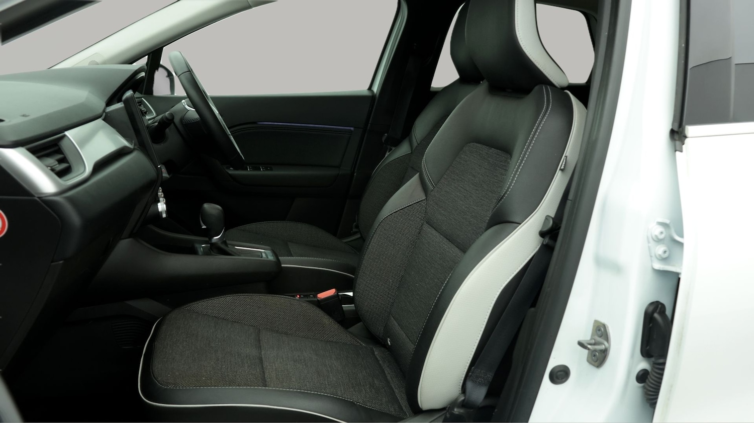 Used Renault Captur 2023 for sale - 77990440: Photo 14