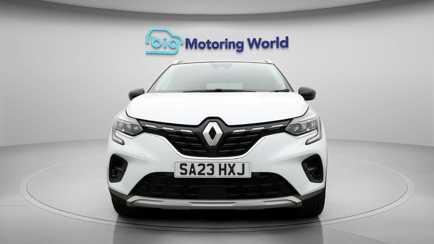 Used Renault Captur 2023 for sale - 77990440: Photo 2