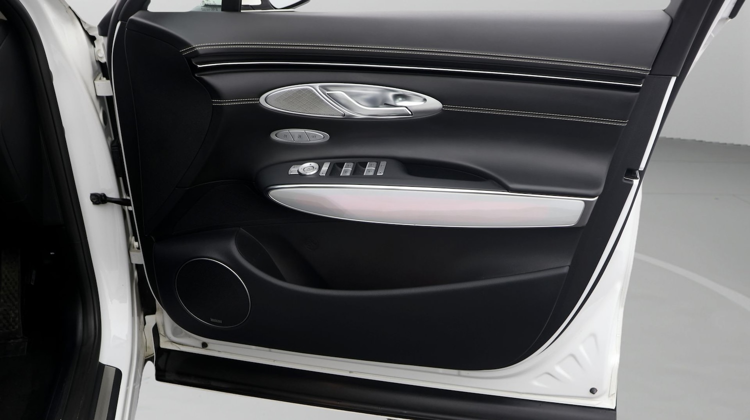 Used Genesis GV70 2023 for sale - 77262681: Photo 15