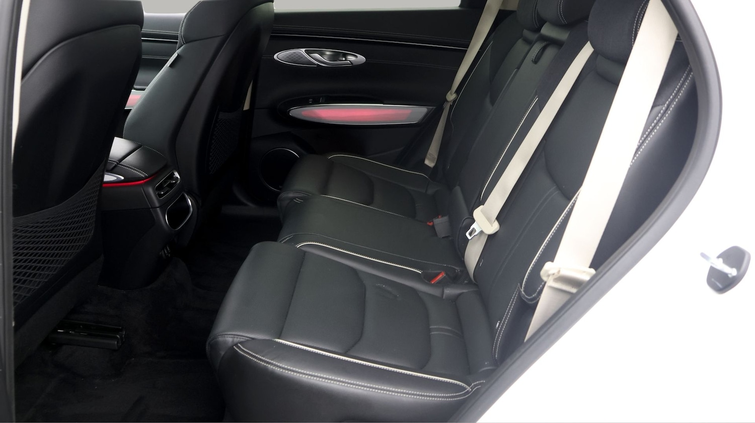 Used Genesis GV70 2023 for sale - 77262681: Photo 16