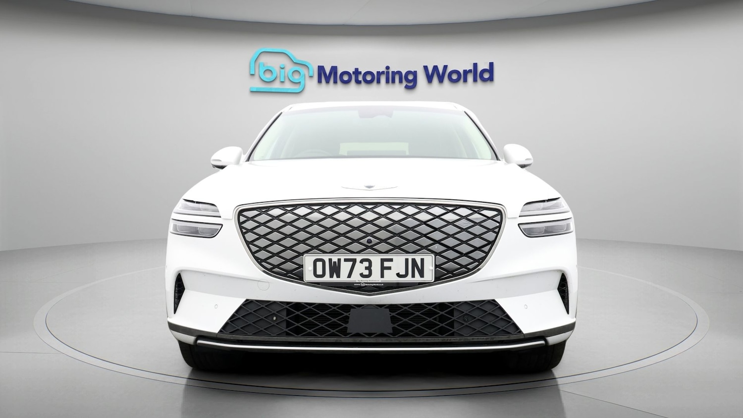 Used Genesis GV70 2023 for sale - 77262681: Photo 2