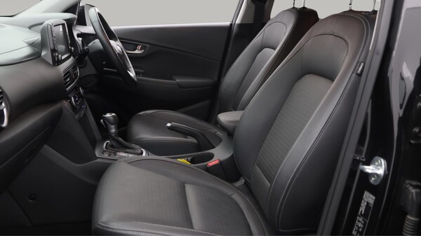 Used Hyundai KONA 2021 for sale - 76072153: Photo 21