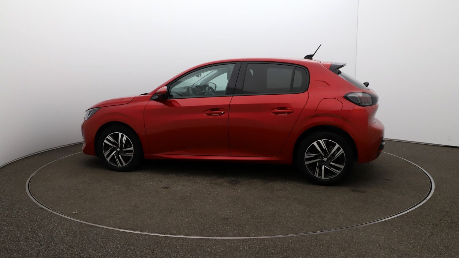 Used Peugeot 208 2021 for sale - 77085621: Photo 25