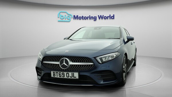 Used Mercedes-Benz A-Class 2019 for sale - 76283837: Photo 3