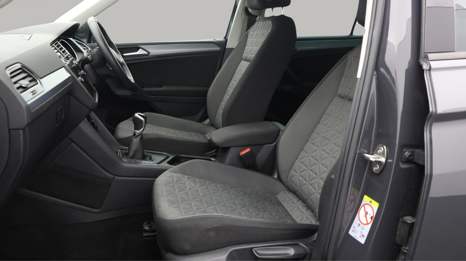 Used Volkswagen Tiguan 2022 for sale - 76013047: Photo 15