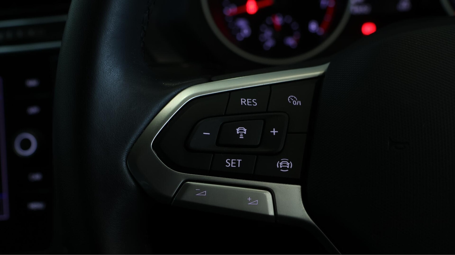 Used Volkswagen Tiguan 2022 for sale - 76013047: Photo 22