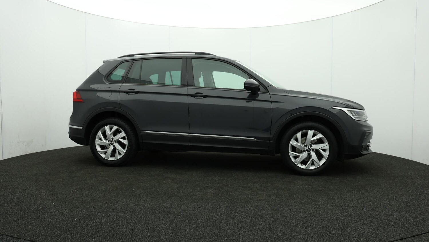 Used Volkswagen Tiguan 2022 for sale - 76013047: Photo 43