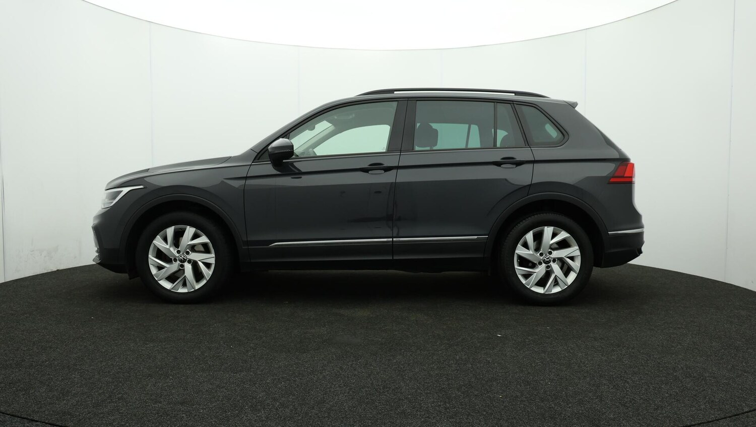 Used Volkswagen Tiguan 2022 for sale - 76013047: Photo 71