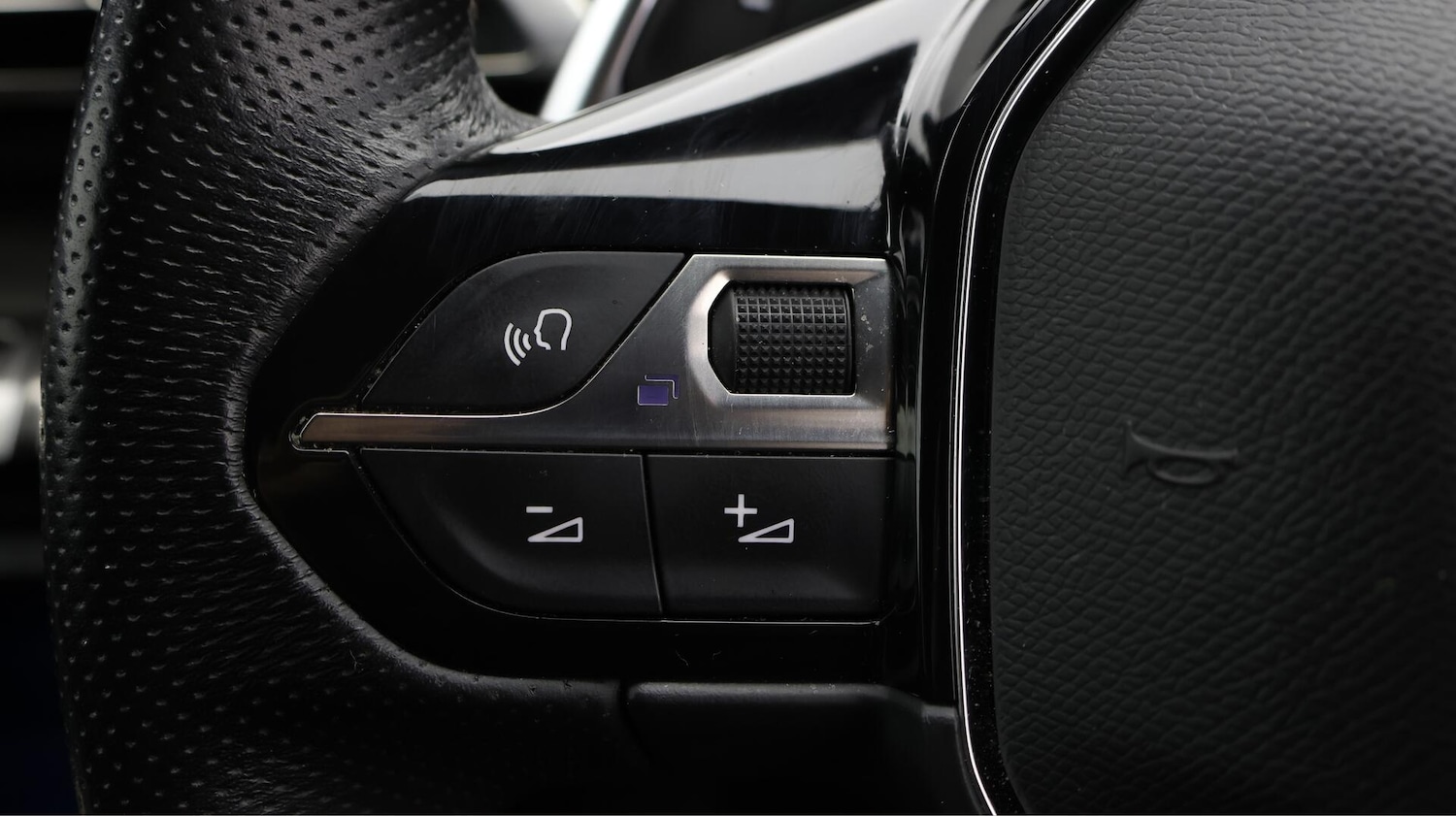 Used Peugeot 3008 2021 for sale - 76422858: Photo 24