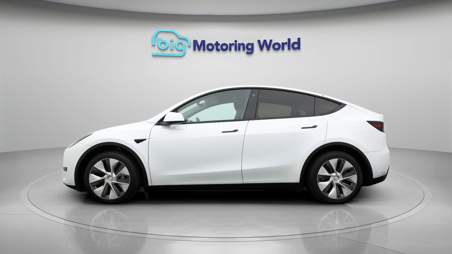 Used Tesla Model Y 2023 for sale - 77938641: Photo 4