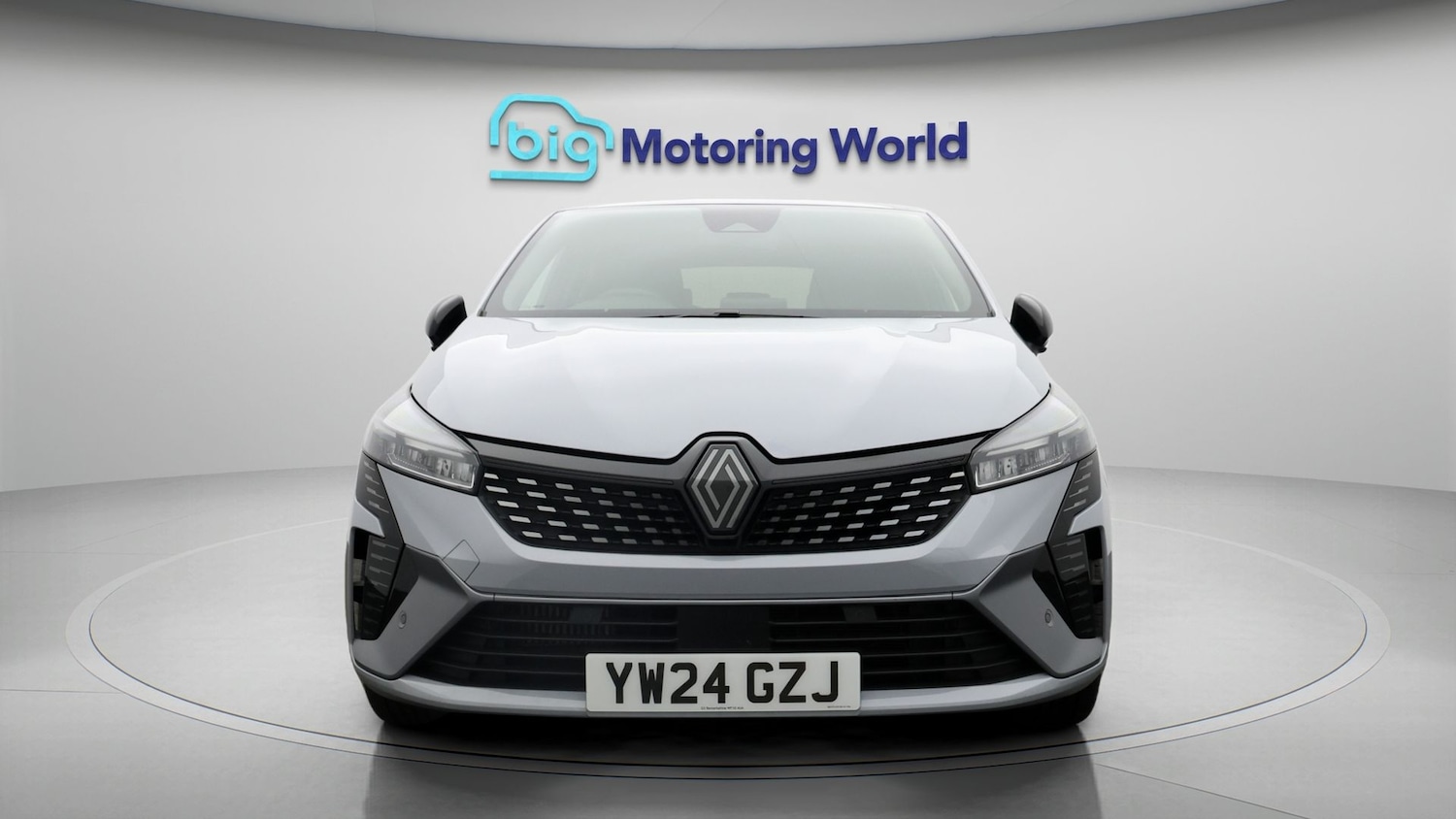 Used Renault Clio 2024 for sale - 77620809: Photo 2