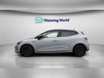 Used Renault Clio 2024 for sale - 77620809: Photo