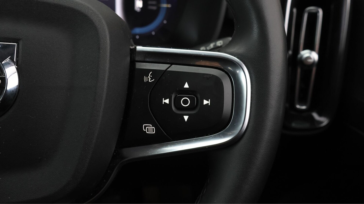 Used Volvo XC40 2022 for sale - 77532192: Photo 22