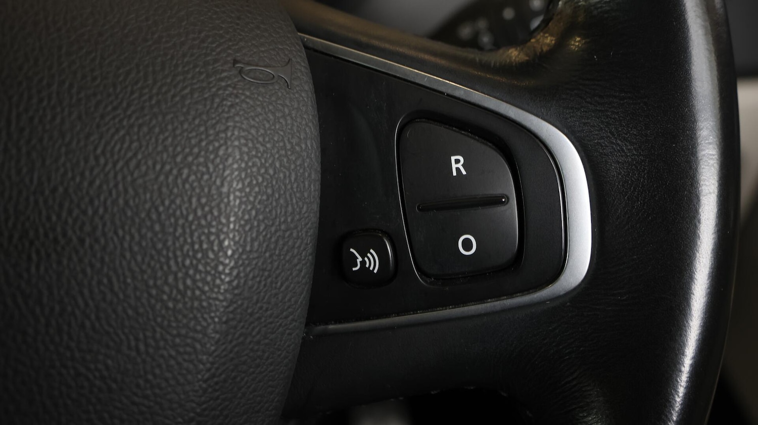 Used Renault Captur 2019 for sale - 76512932: Photo 23