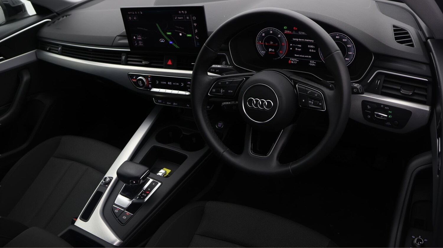 Used Audi A4 Avant for sale - 77216407: Photo 9