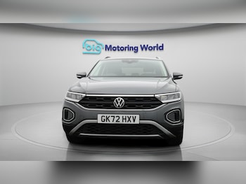 Used Volkswagen T-Roc 2022 for sale - 75622700: Photo