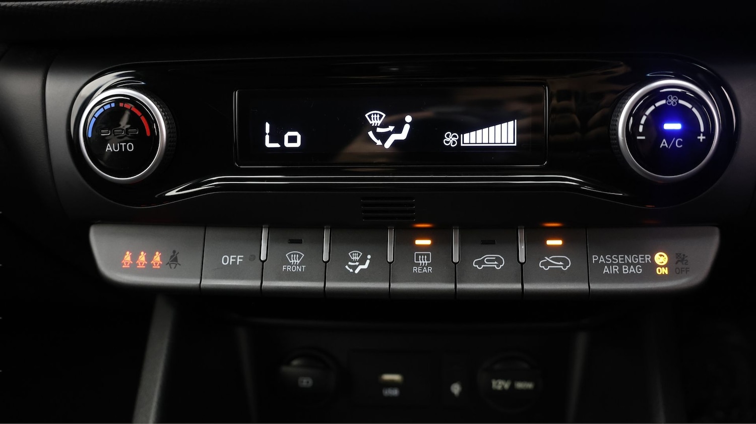 Used Hyundai KONA 2022 for sale - 77747582: Photo 12