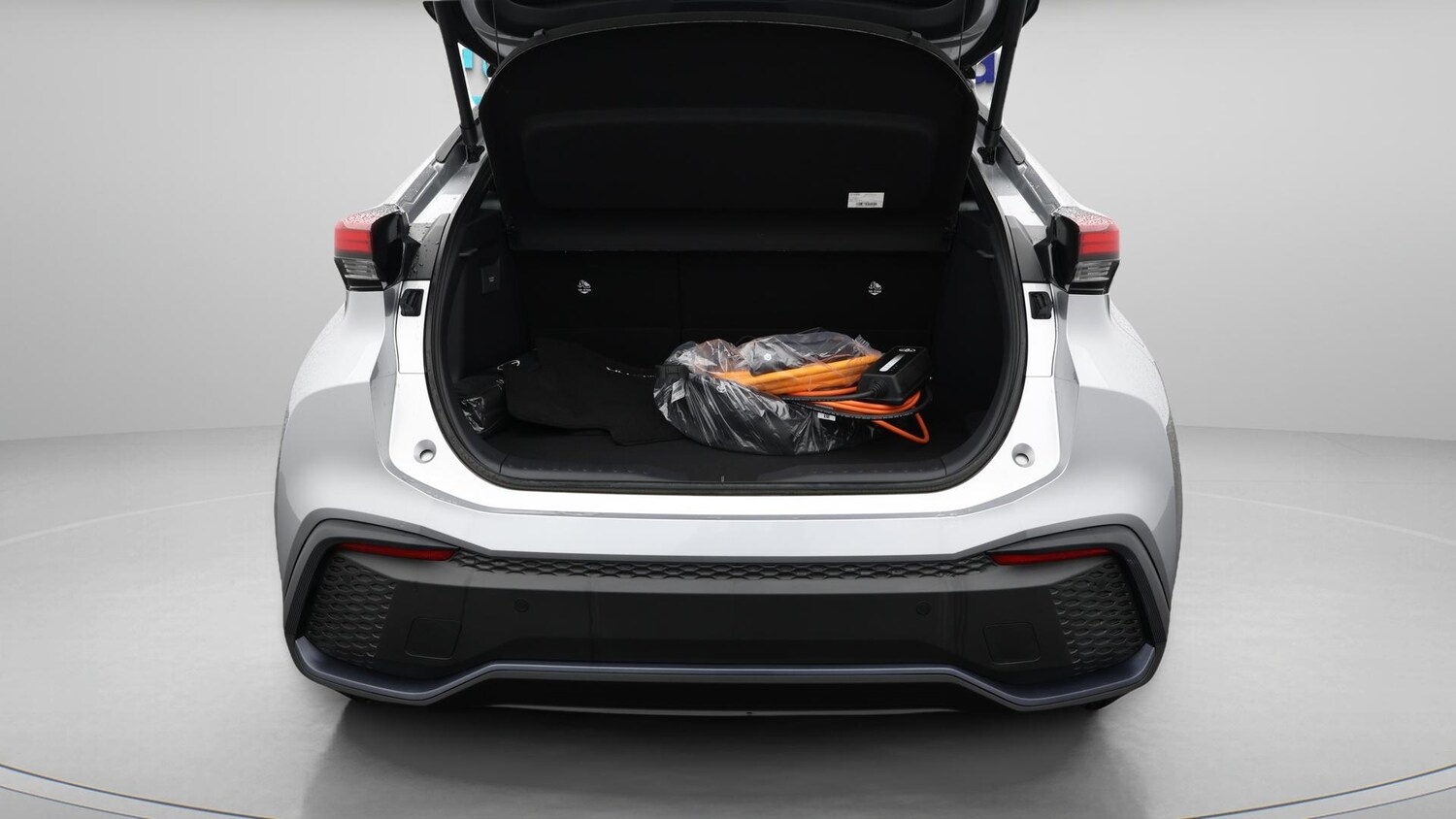 Used Toyota C-HR 2024 for sale - 76620280: Photo 18