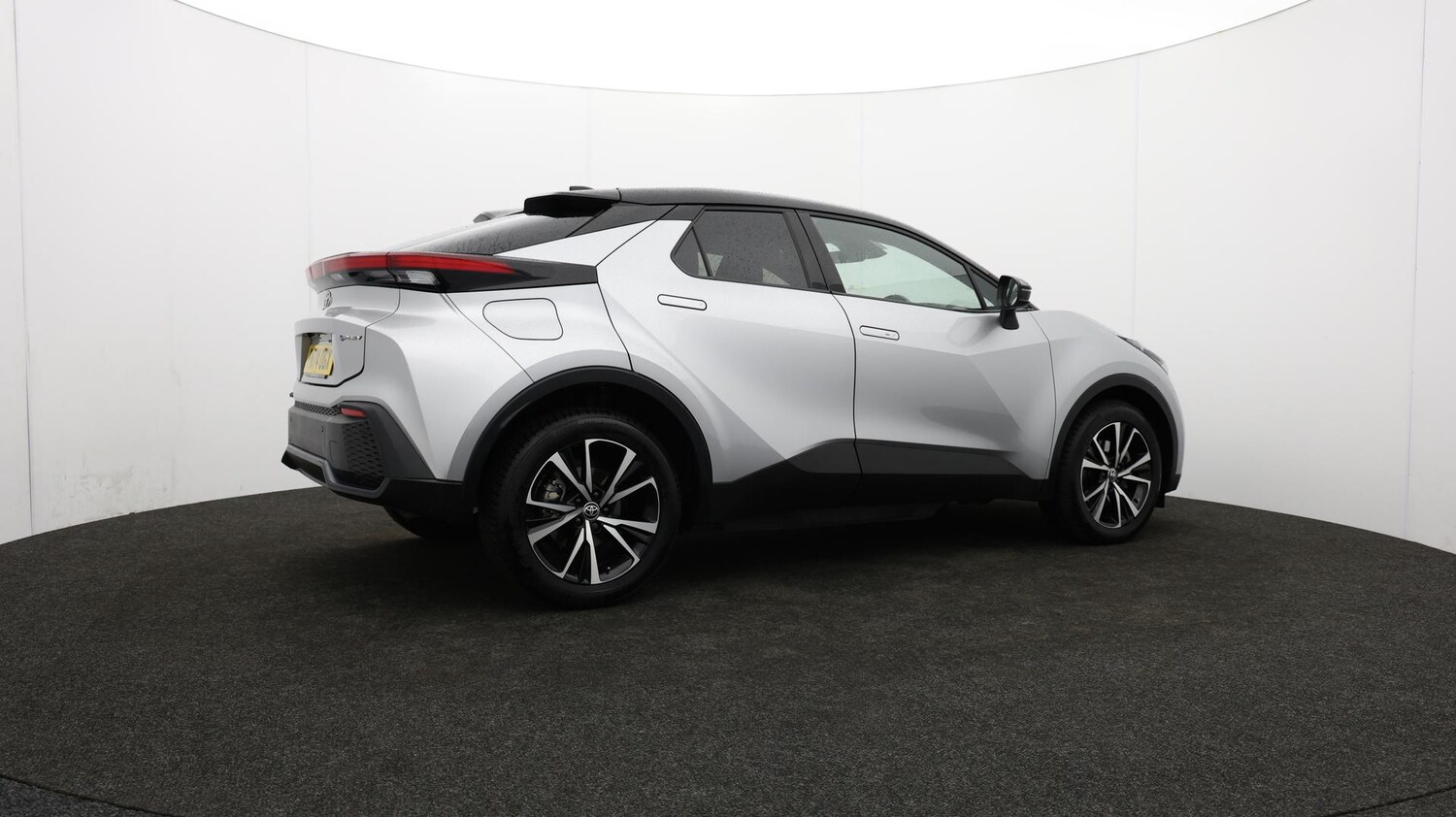 Used Toyota C-HR 2024 for sale - 76620280: Photo 38