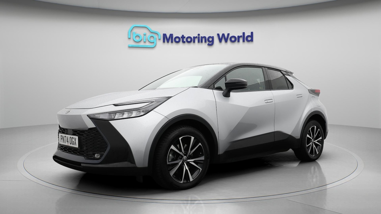 Used Toyota C-HR 2024 for sale - 76620280: Photo 4