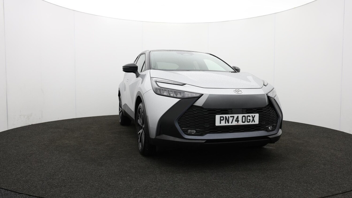 Used Toyota C-HR 2024 for sale - 76620280: Photo 54