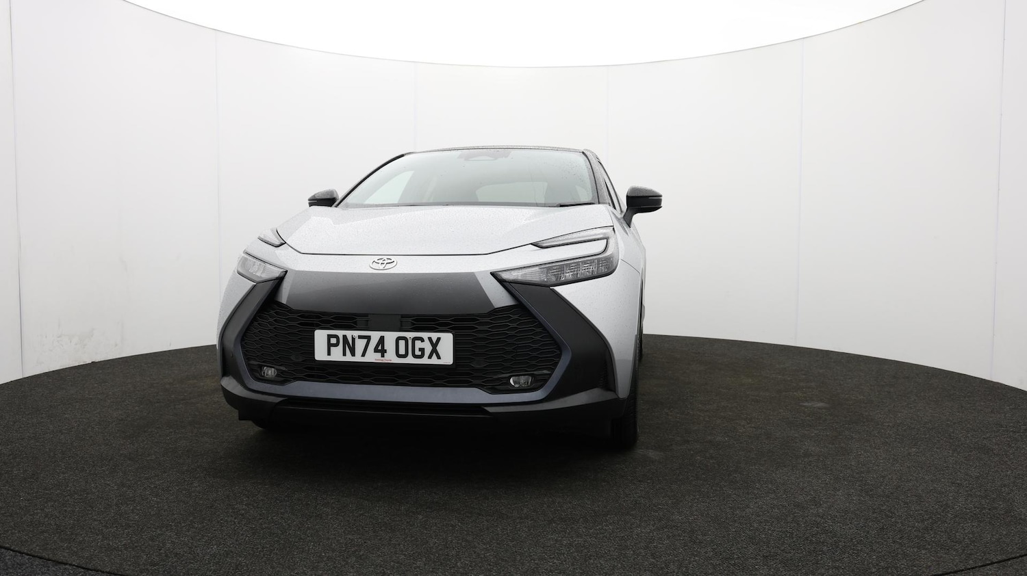 Used Toyota C-HR 2024 for sale - 76620280: Photo 59