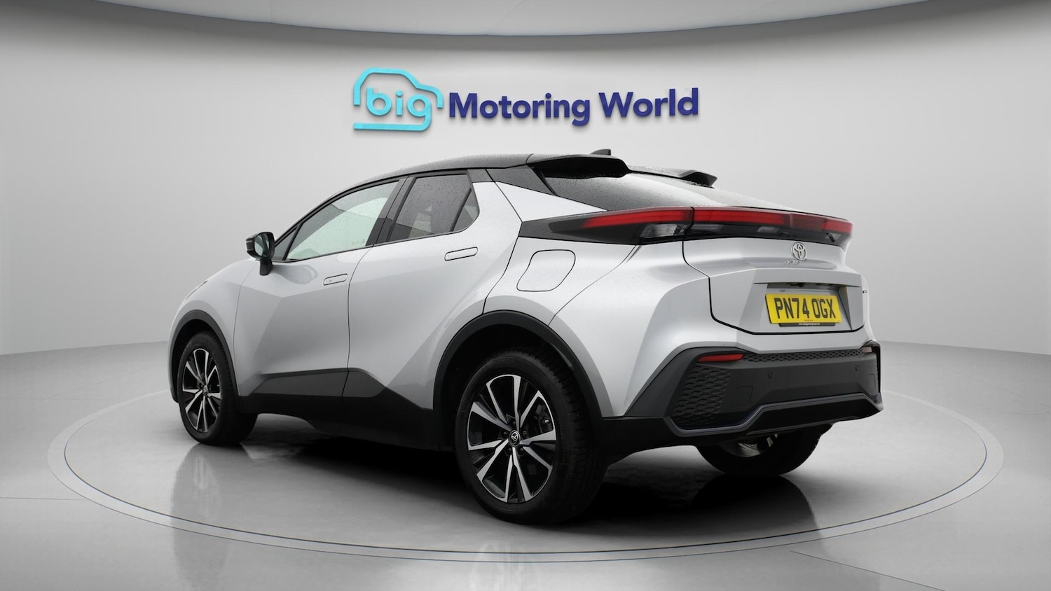 Used Toyota C-HR 2024 for sale - 76620280: Photo 6