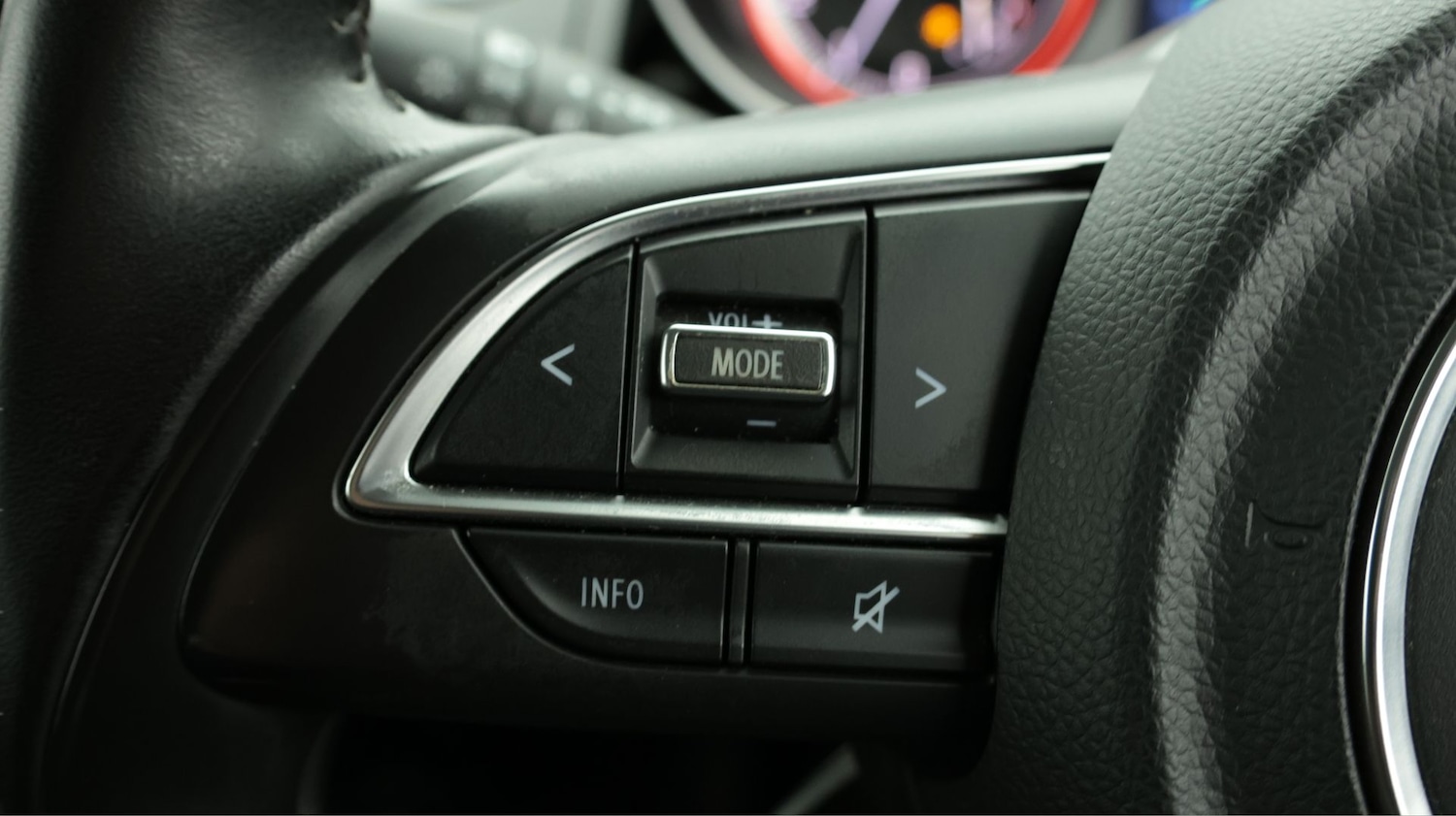 Used Suzuki Swift 2022 for sale - 78040653: Photo 22