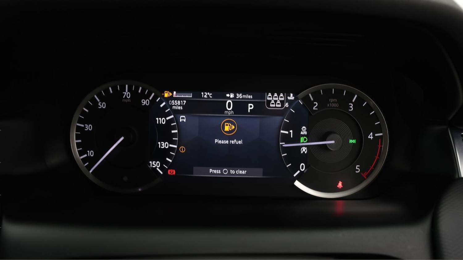 Used Land Rover Discovery Sport 2022 for sale - 77954447: Photo 10