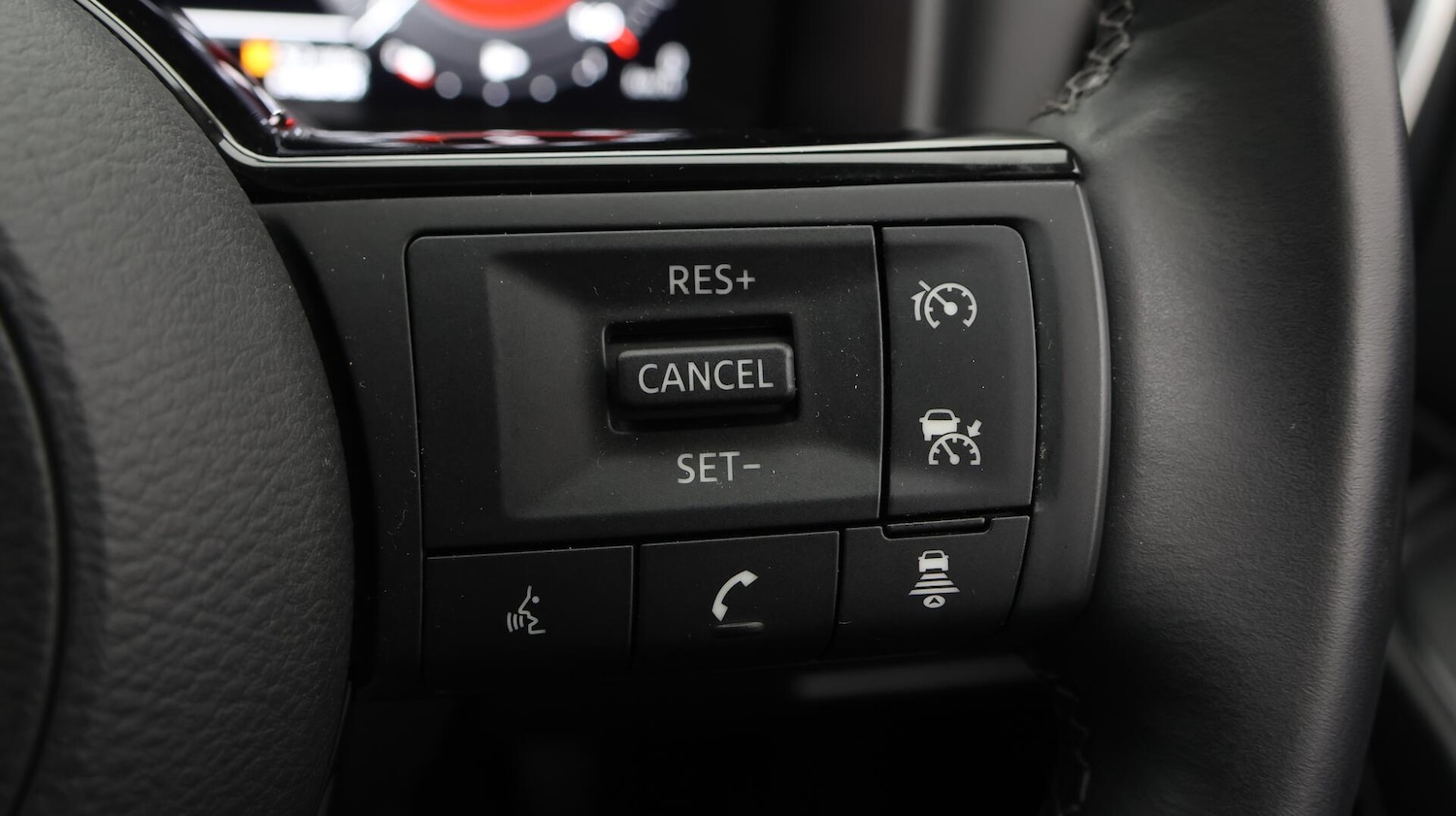 Used Nissan Qashqai 2023 for sale - 76200163: Photo 25