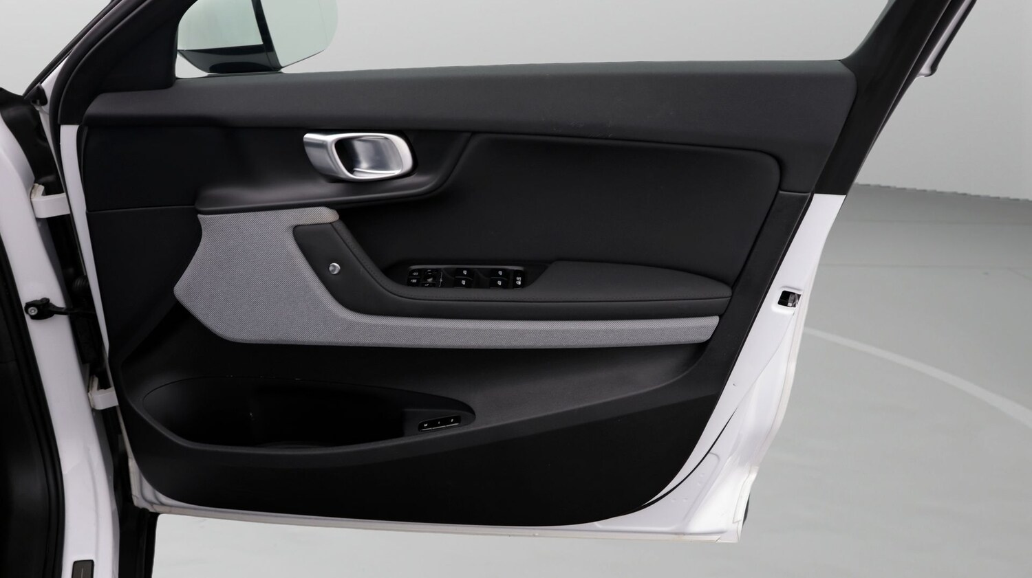 Used Polestar Polestar 2 2023 for sale - 77946874: Photo 15