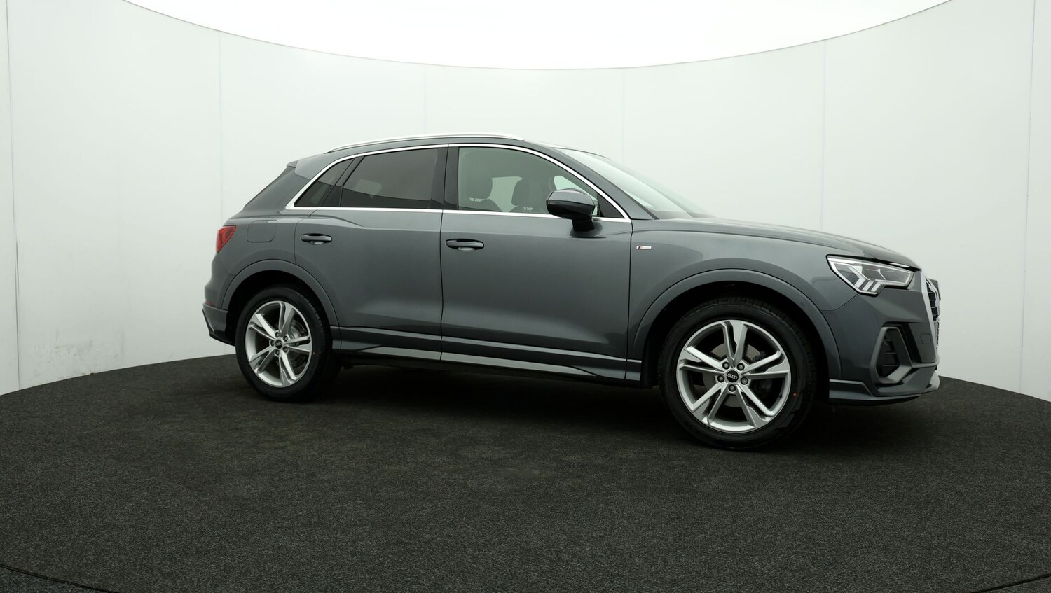 Used Audi Q3 for sale - 76811158: Photo 40
