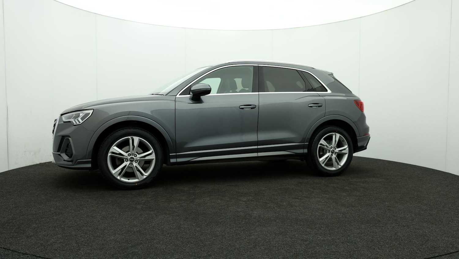 Used Audi Q3 for sale - 76811158: Photo 62