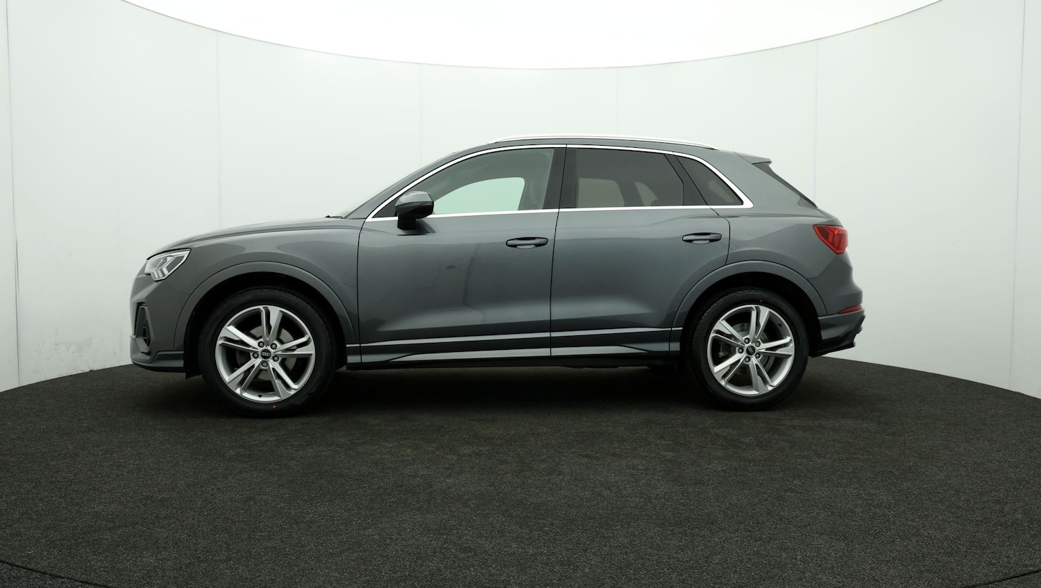 Used Audi Q3 for sale - 76811158: Photo 64