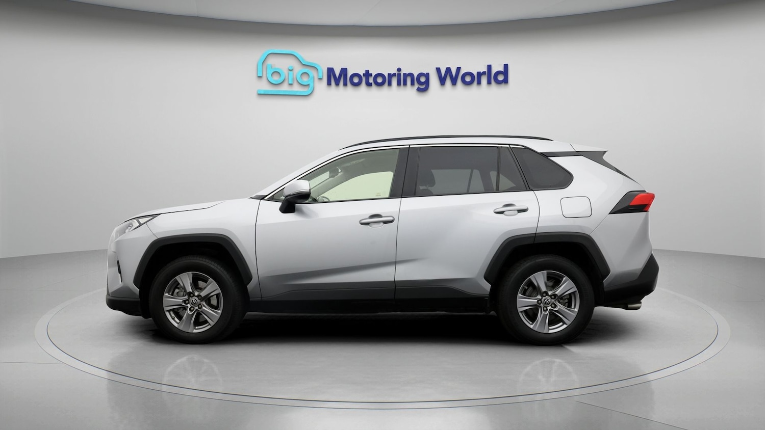 Used Toyota RAV4 2022 for sale - 77669269: Photo 4