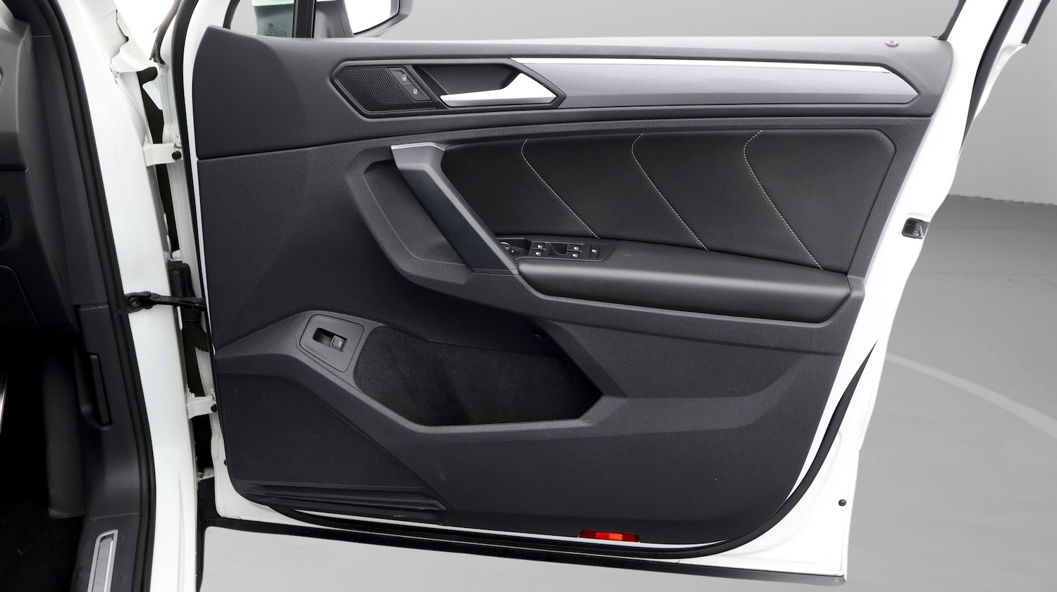 Used Volkswagen Tiguan 2019 for sale - 77605435: Photo 15