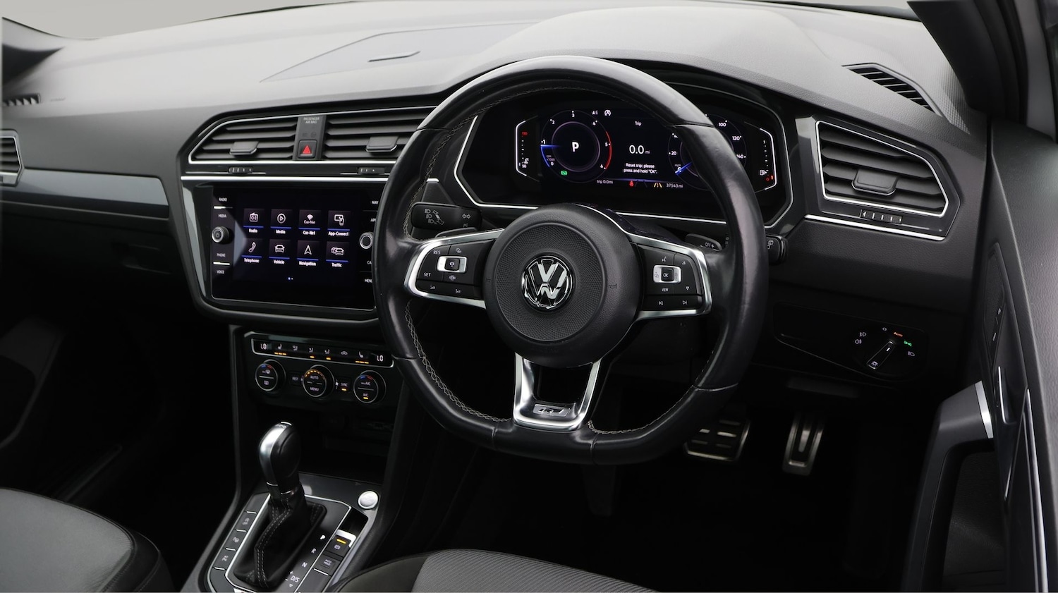 Used Volkswagen Tiguan 2019 for sale - 77605435: Photo 9