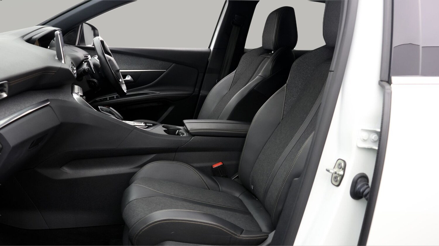 Used Peugeot 3008 2020 for sale - 77428920: Photo 14