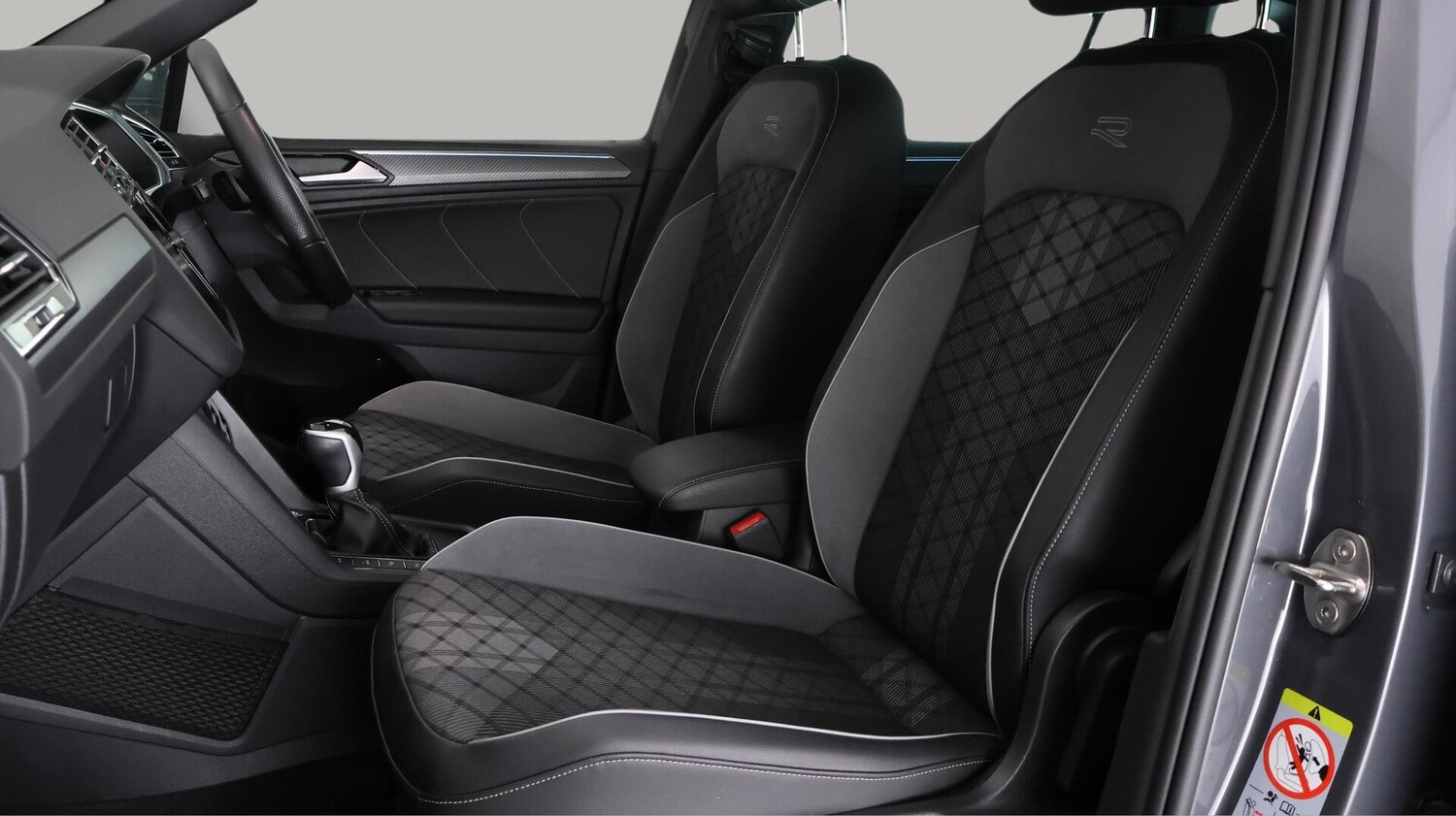 Used Volkswagen Tiguan 2023 for sale - 76408936: Photo 15