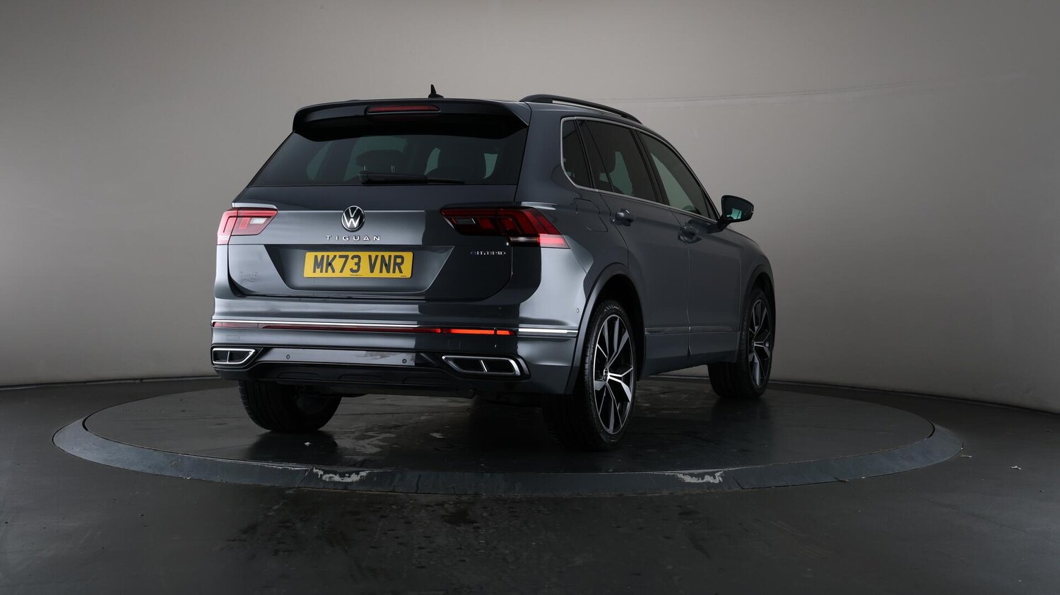 Used Volkswagen Tiguan 2023 for sale - 76408936: Photo 70