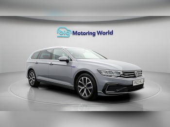 Used Volkswagen Passat 2023 for sale - 78744825: Photo
