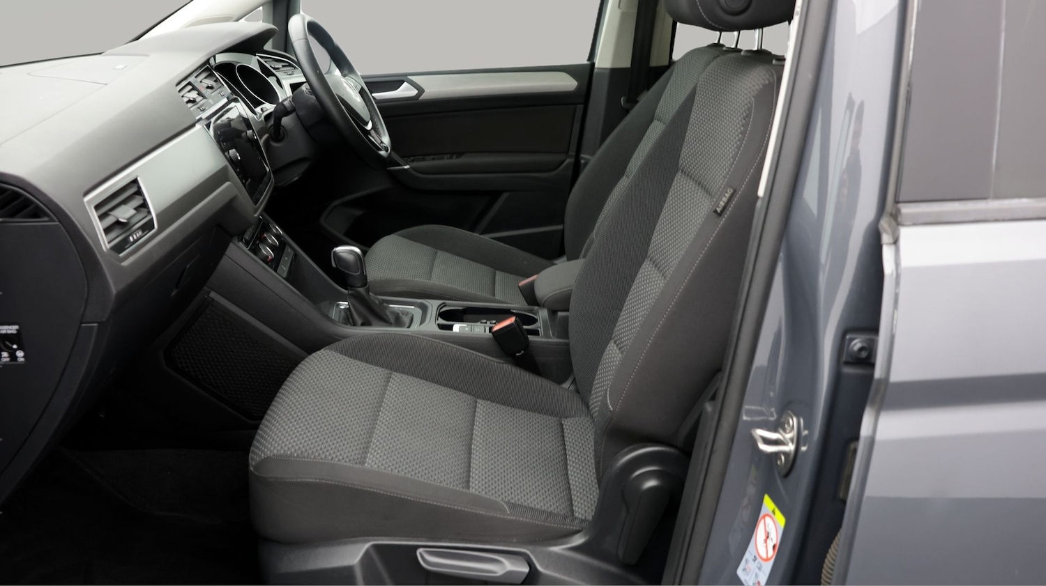 Used Volkswagen Touran 2021 for sale - 77851714: Photo 14