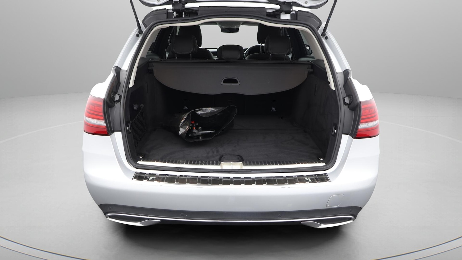 Used Mercedes-Benz C Class 2019 for sale - 76633779: Photo 18