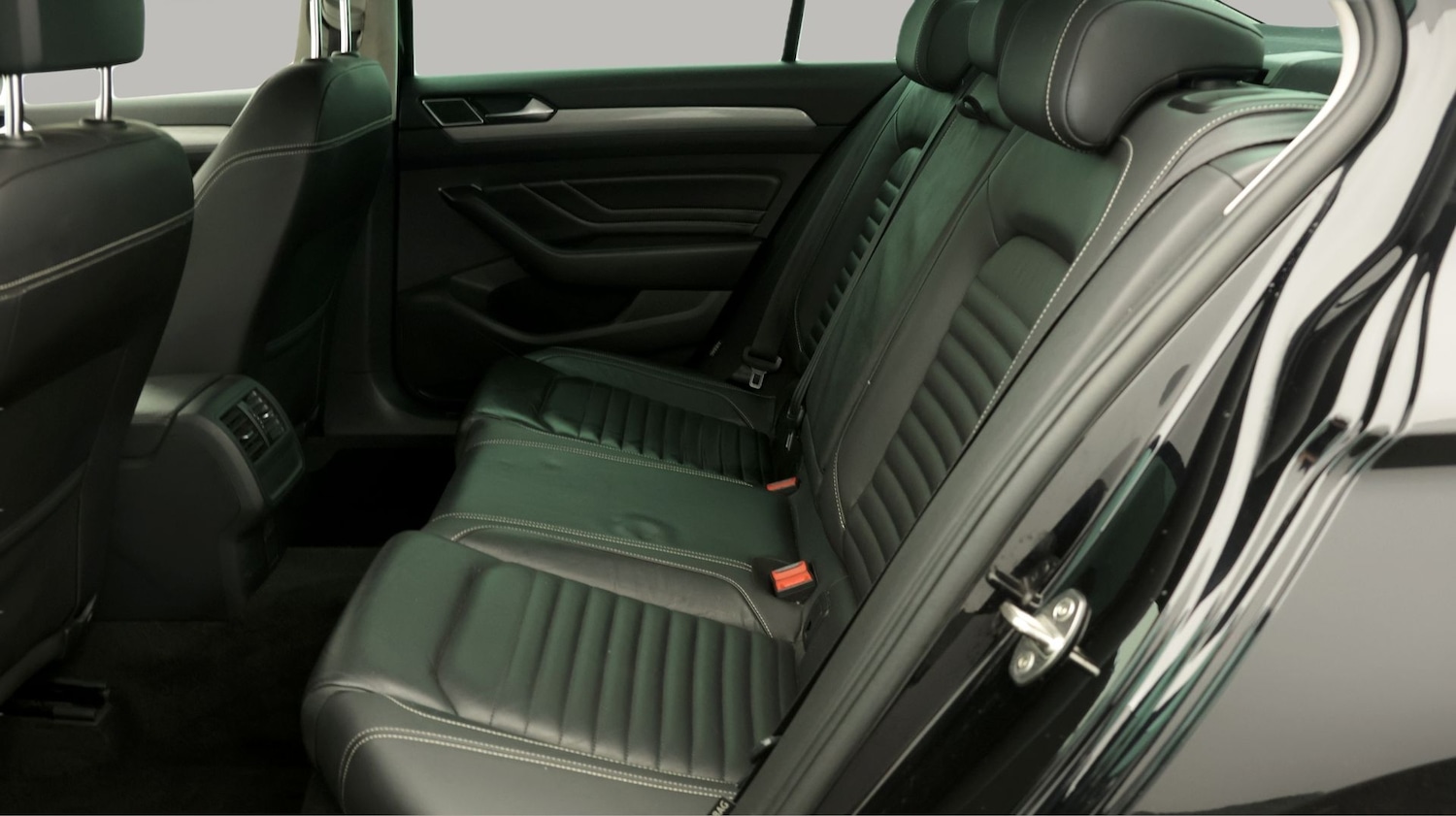 Used Volkswagen Passat 2019 for sale - 77802216: Photo 16