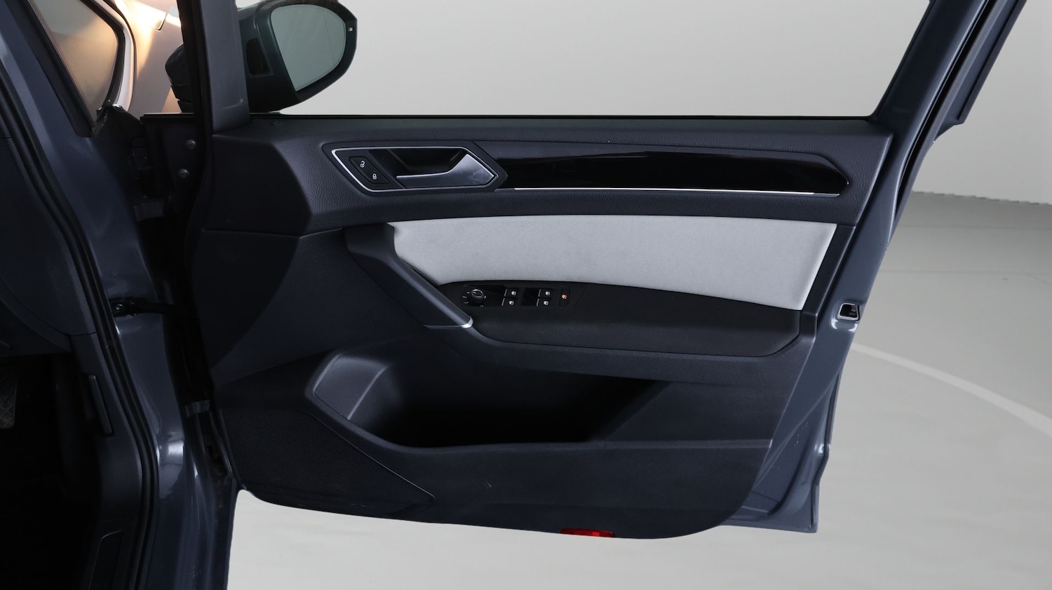 Used Volkswagen Touran 2023 for sale - 78198263: Photo 15