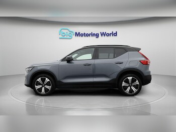 Used Volvo XC40 2023 for sale - 77618657: Photo