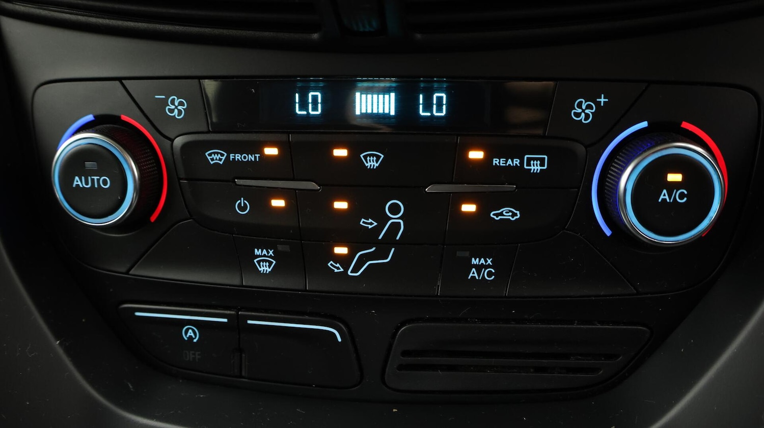 Used Ford Kuga 2017 for sale - 76666676: Photo 13