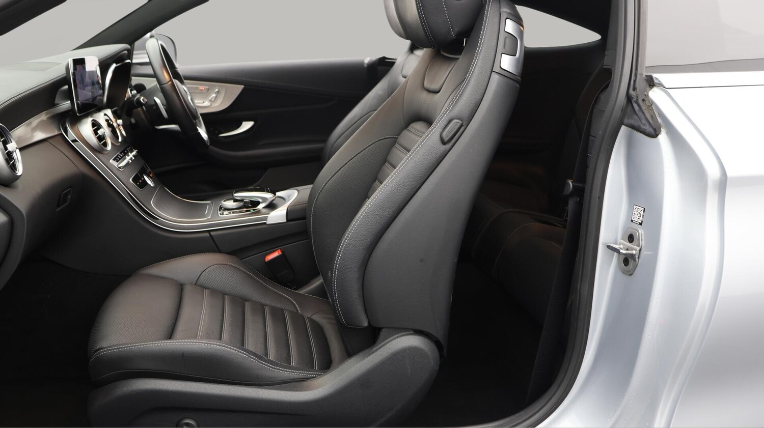 Used Mercedes-Benz C Class 2023 for sale - 76572948: Photo 15