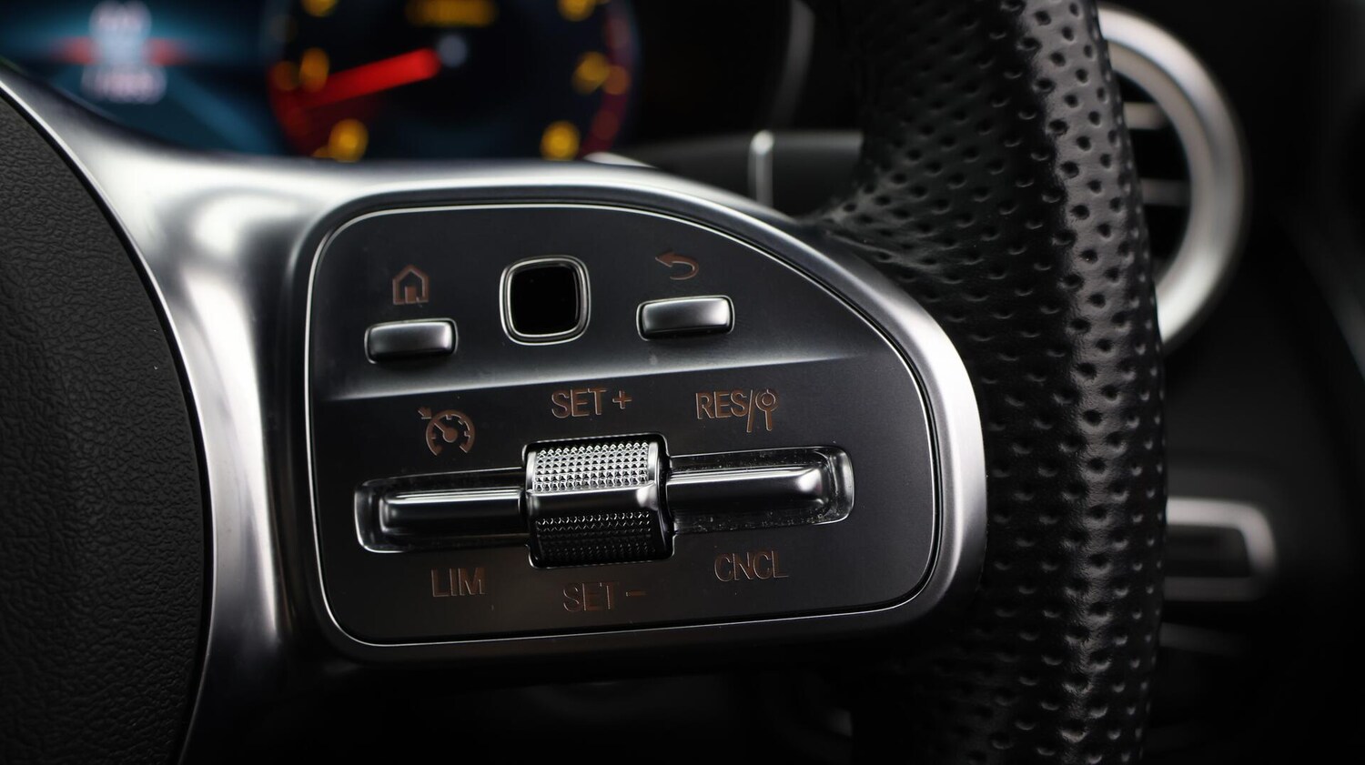 Used Mercedes-Benz C Class 2023 for sale - 76572948: Photo 24