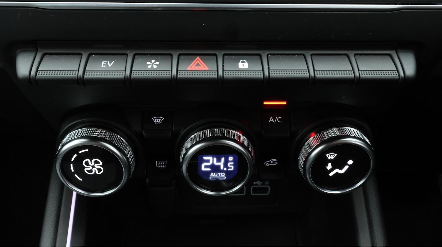 Used Renault Clio 2024 for sale - 76562143: Photo 13